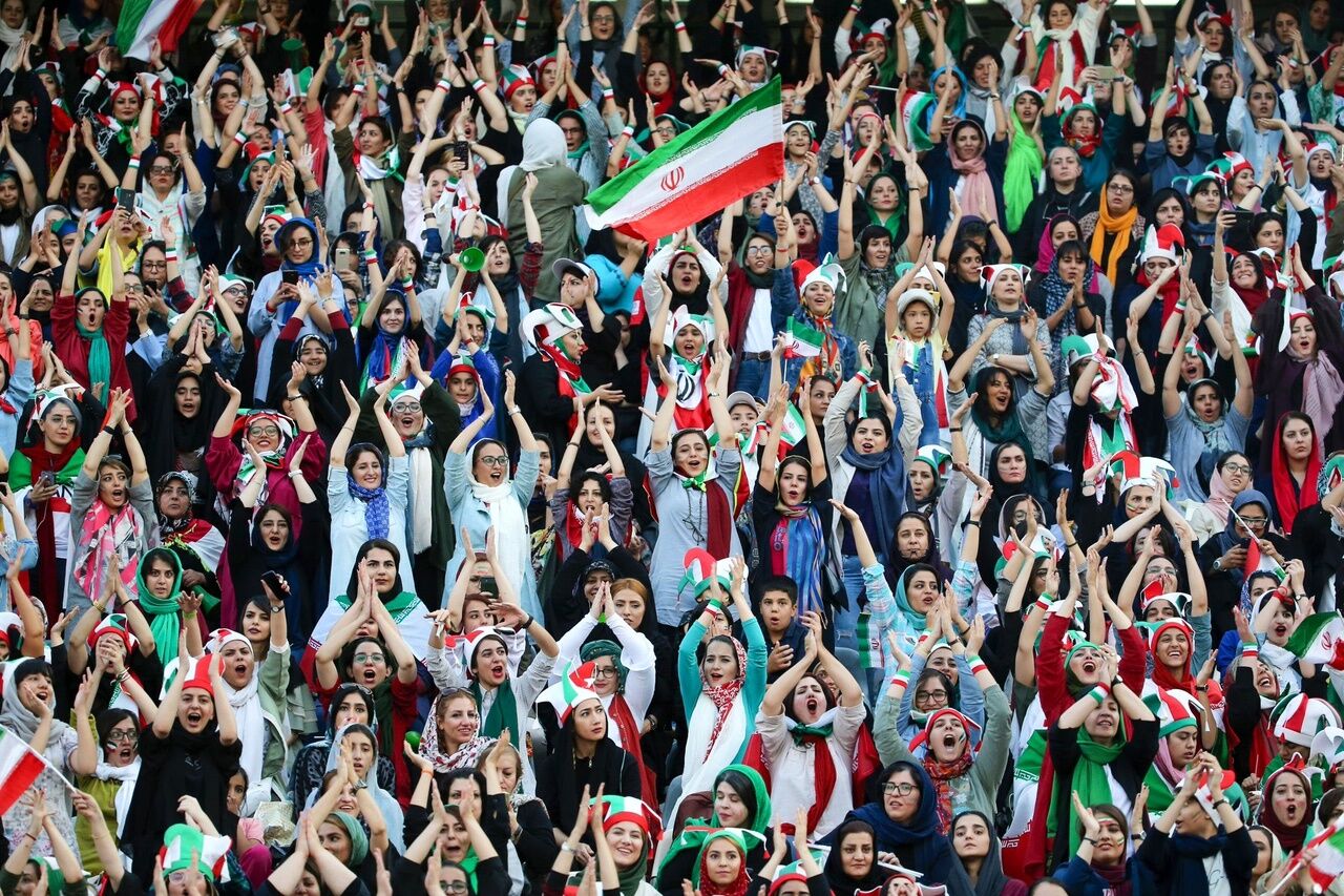 قوانین جدید برای حضور زنان در ورزشگاه‌ها تصویب می‌شود؟