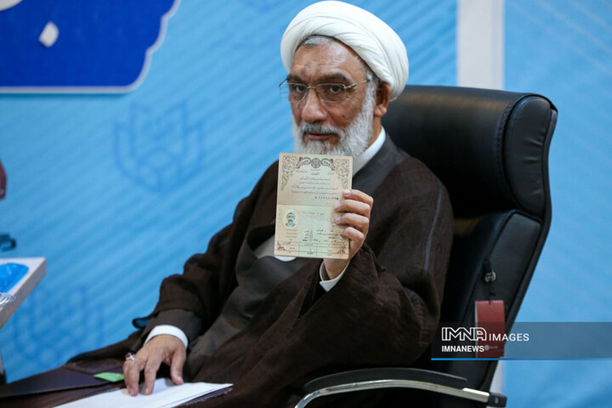 حرکت عجیب و خبرساز مصطفی پور محمدی، کاندیدای ریاست جمهوری در توئیتر