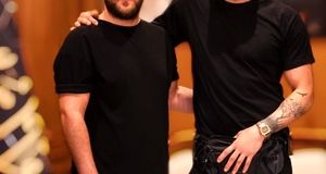 دو برادر مشهور موسیقی ایرانی با این عکس آفتابی شدند