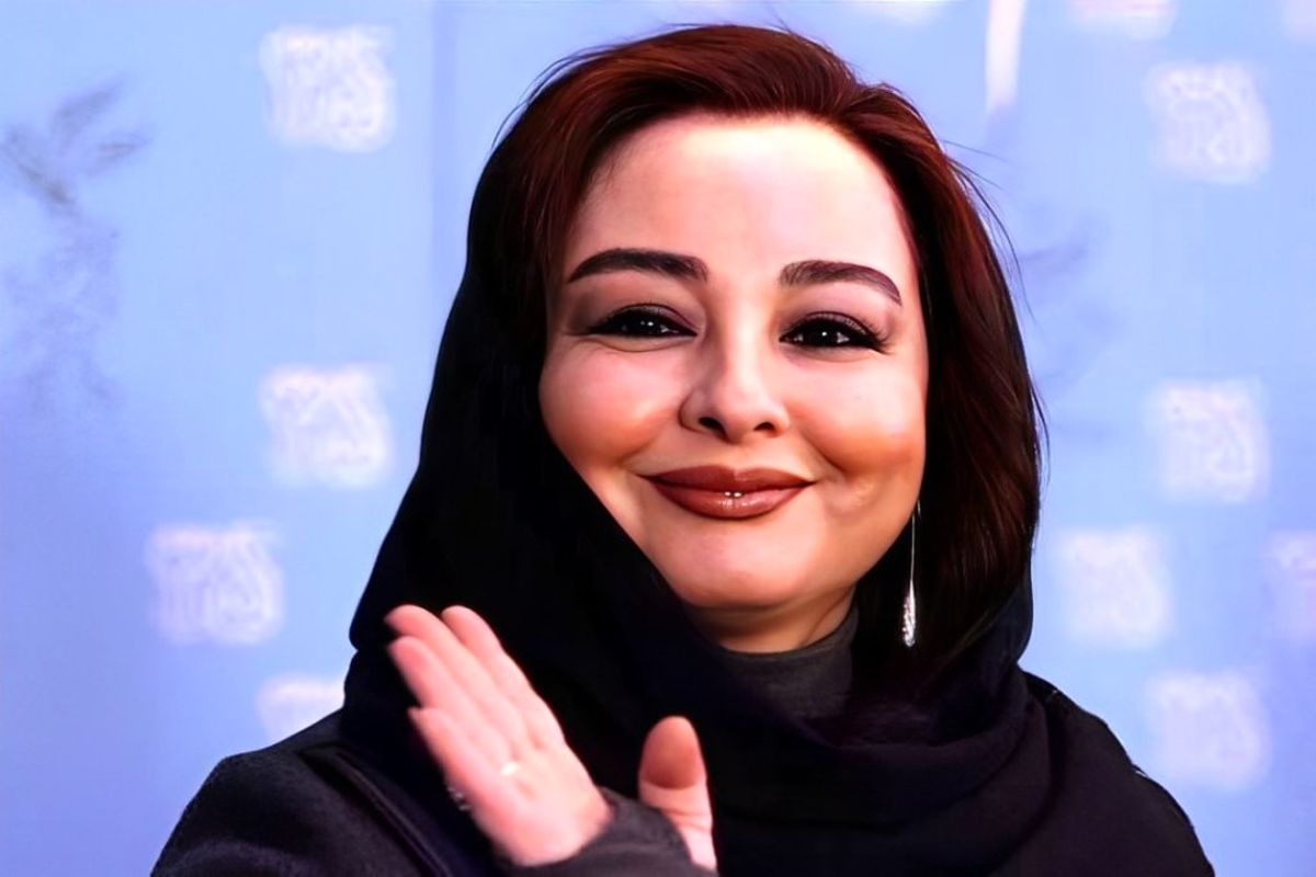 ماهایا پطروسیان ۵۴ سال پیش در کنار پدرش/ عکس