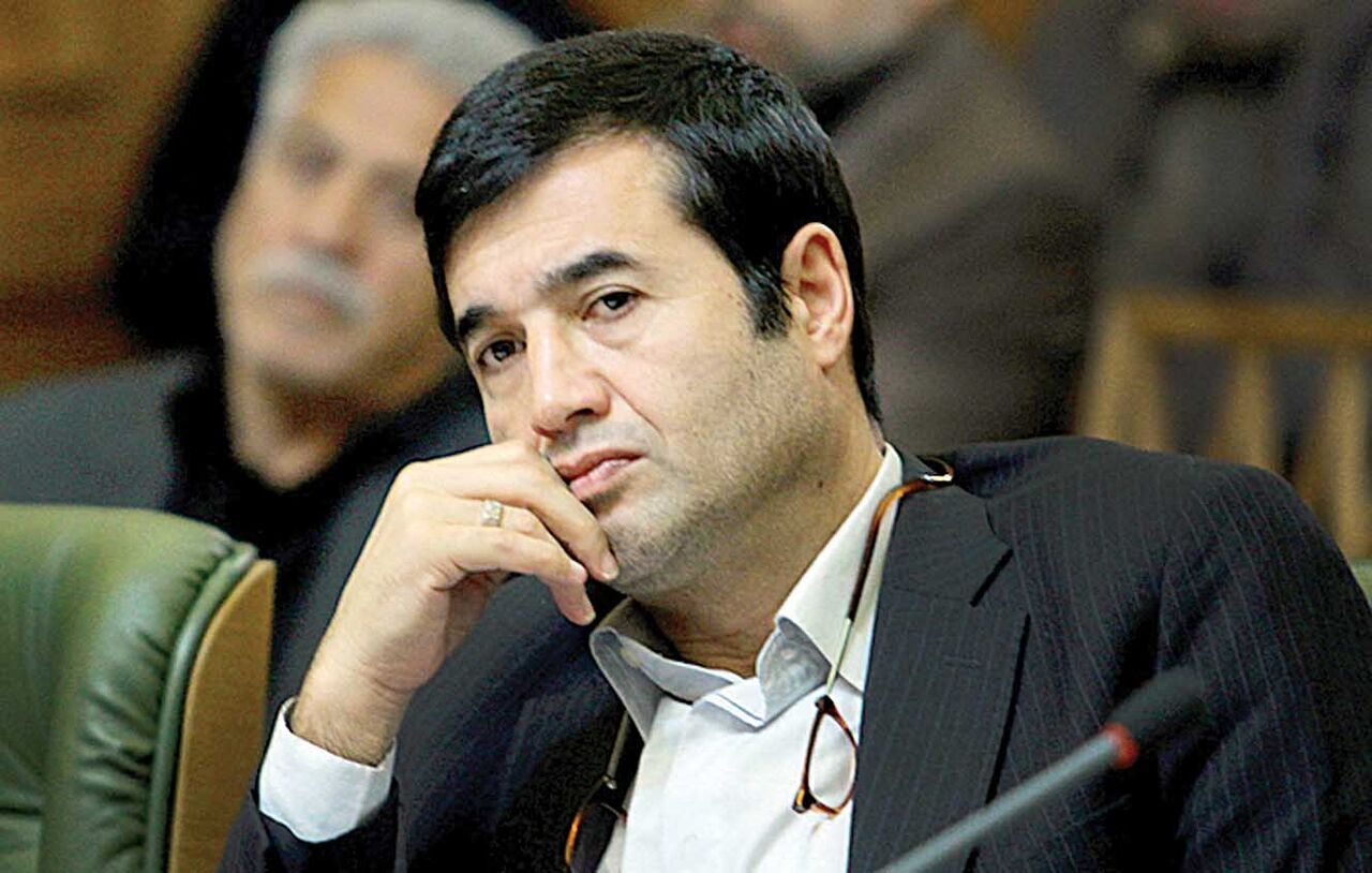 احمد دنیامالی: برای بازسازی ورزشگاه آزادی مشکل پول نداریم