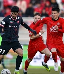 تخلف آشکار در ضیافت پنالتی، لیزری که فقط روی پرسپولیسی‌ها بود!