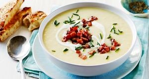 طرز تهیه سوپ سیب‌زمینی؛ پیش‌غذای گرم و مقوی برای روزهای پاییزی