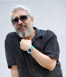 بازیگر مرد تلویزیون مدل شد!