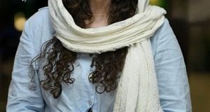 ساناز سعیدی بازیگر سریال فریبا با استایل جنجالی پیدایش شد/ عکس