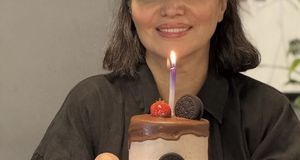 عکس‌های تولد 54 سالگی الهام پاوه‌نژاد همه را متعجب کرد!
