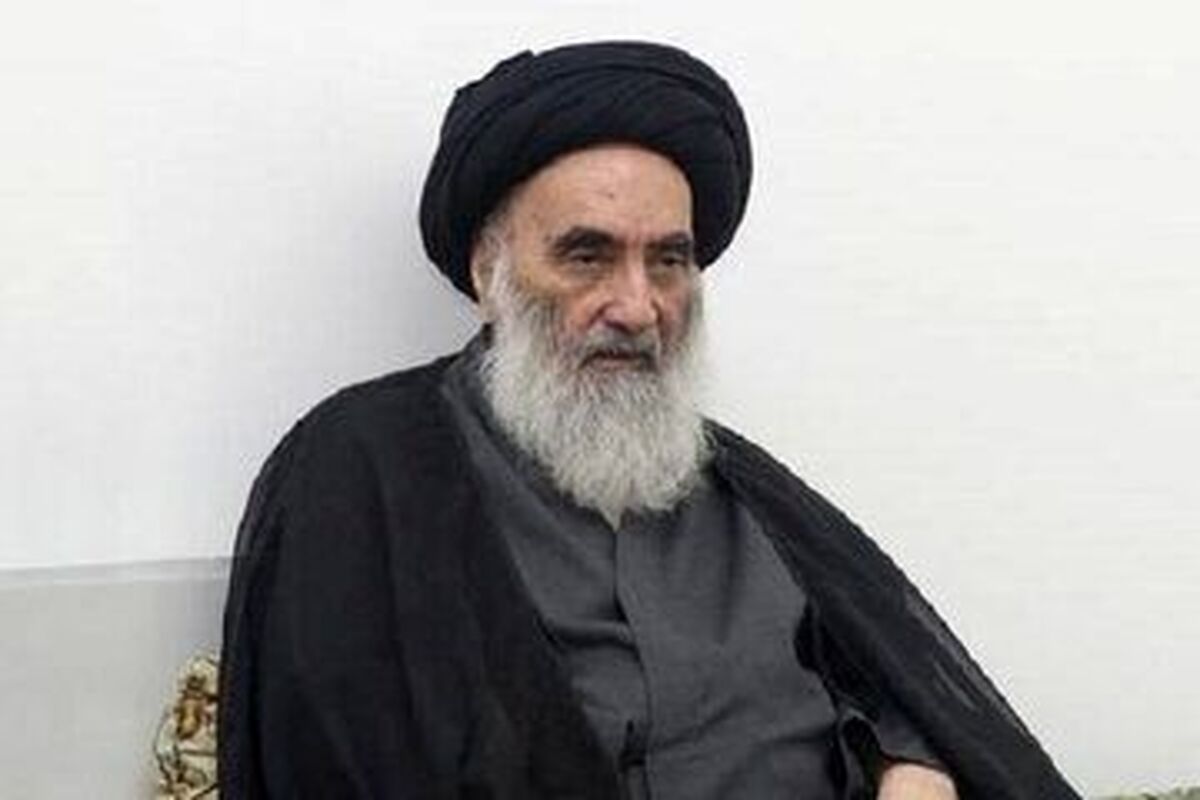 نماز پشت سر امامان جماعت حقوق‌بگیر جایز نیست