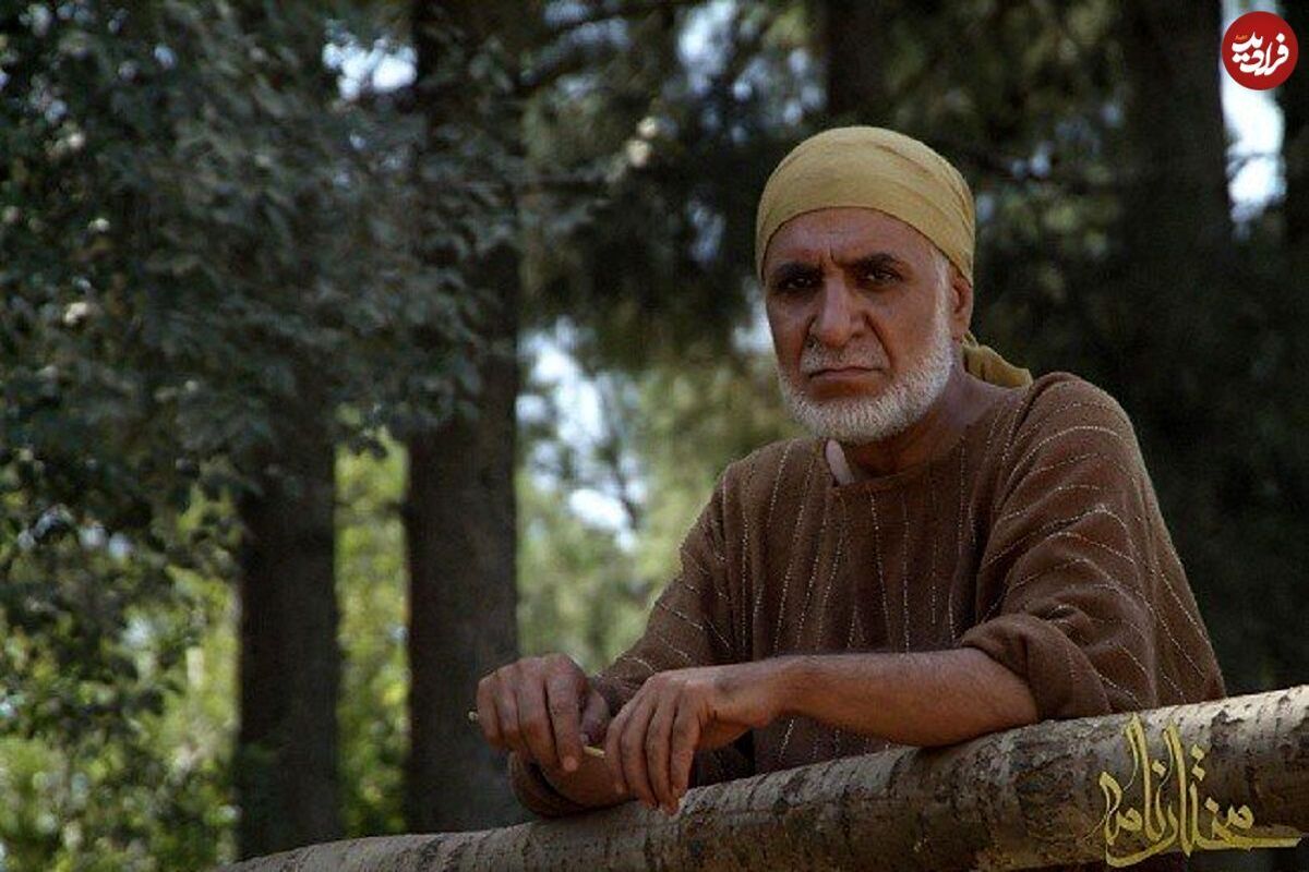 چهره متفاوت زربی غلام مختار ۲۳ سال پیش در جمع هنرمندان