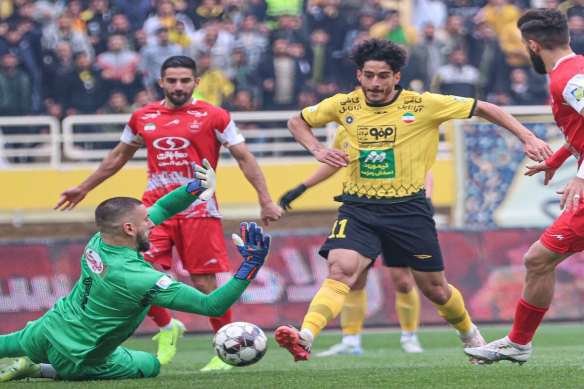 رکب سپاهان به پرسپولیس