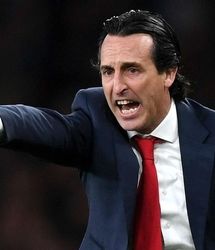 اونای امری:زیادی منتظر ماندم و چون هوا سرد بود،دست ندادم