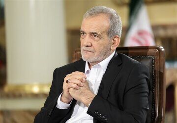 پزشکیان: اسرائیل انگشت روی اختلافات کشورهای اسلامی گذاشته و علیه خودمان سوءاستفاده می‌کند
