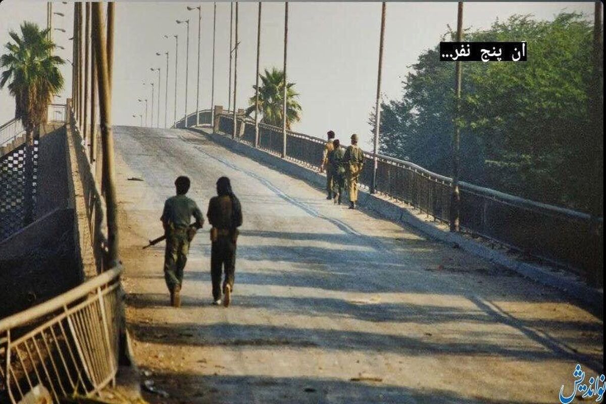 بنی صدر کدام فرمانده را بعد از آزادسازی خرمشهر تحسین کرد