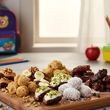 ۷ میان‌وعده انرژی‌زا و سالم با خرما برای زنگ تفریح بچه ها