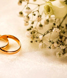 ازدواج پنهانی پسر دانشجو با مادر دوستش به خاطر پول