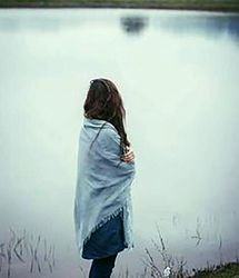 دختر بیچاره: آن روز شوم در شرکت تنها بودیم رئیس با چشمان شرورش به سراغم آمد