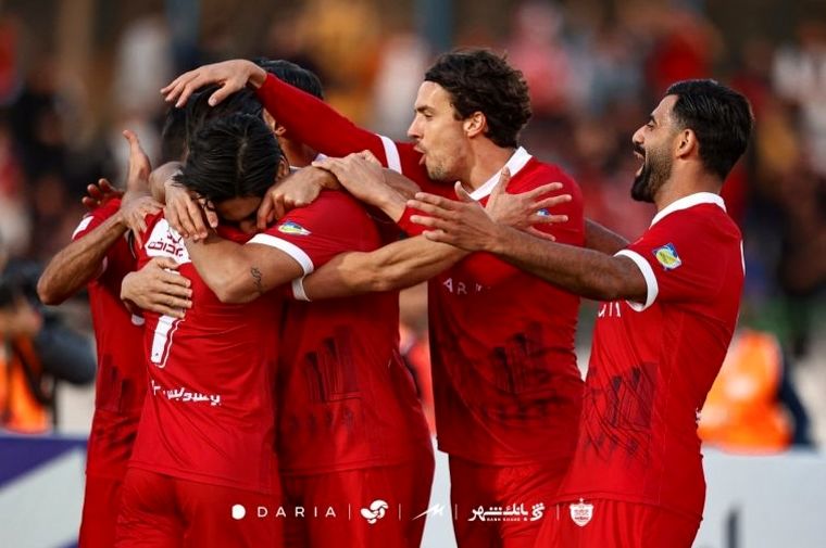 زلزله در پرسپولیس