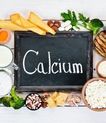 هرچیزی که سالمندان باید درباره کلسیم و ویتامین D بدانند