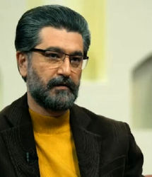 خداحافظی احساسی امیرحسین مدرس با پسرش موقع مهاجرت/ فیلم