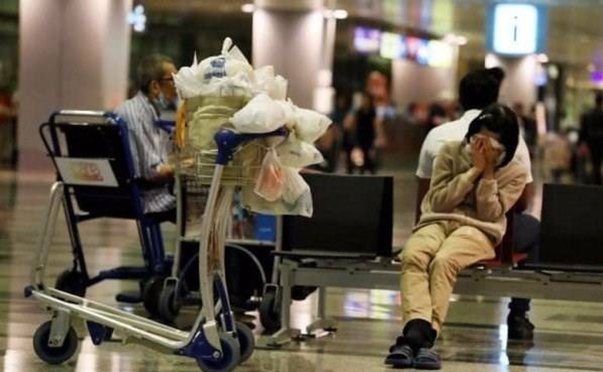 این زن 8 سال در فرودگاه زندگی کرده است 