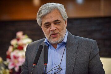 حقوق کارمندان را بدهیم؛ سر کار نیایند!