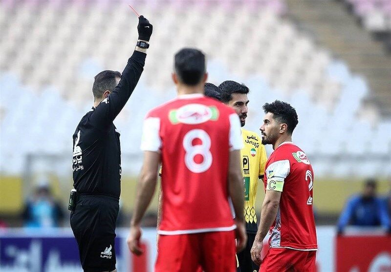 بازی جدید رضا درویش برای رضایت هواداران؛ پرسپولیس از سپاهان عقب افتاد!