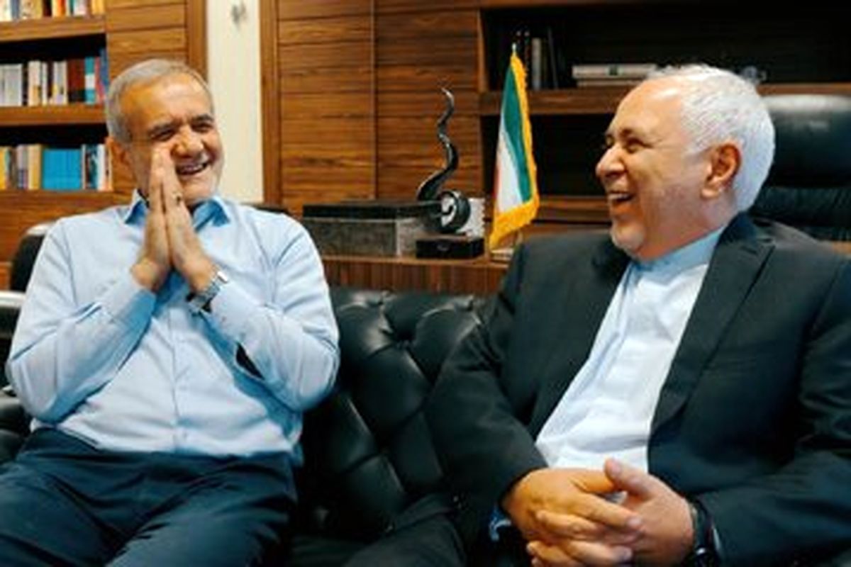 کولاک ظریف در میزگرد سیاسی پزشکیان با این نمودارها