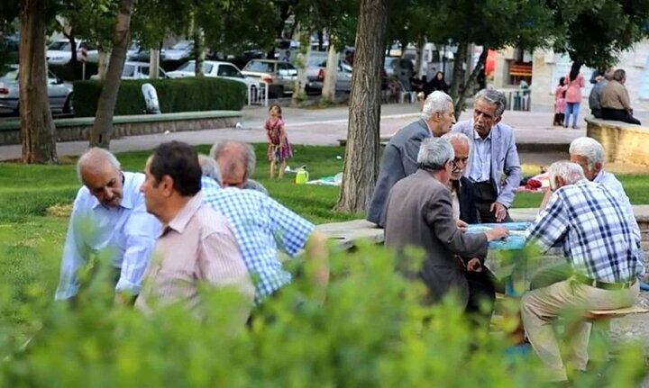 حقوق بازنشستگان اصلاح می‌شود؟