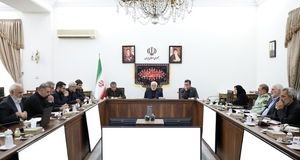 عارف: عقب‌ماندگی علمی و فناوری کشور باید فوراً جبران شود