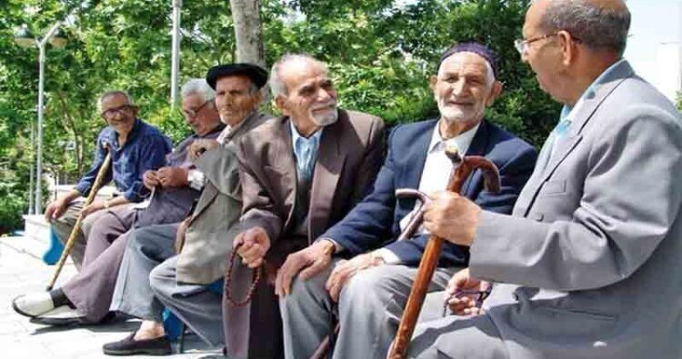 وزارت کار: حقوق بازنشستگان در سه دسته جداگانه افزایش می‌یابد