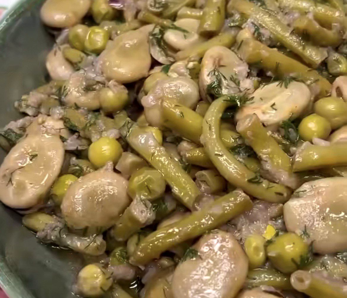 طرز تهیه یک خوراک خوشمزه و سالم با باقالی و لوبیا سبز!