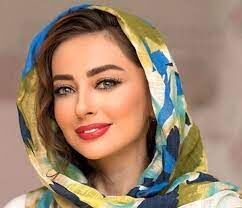  نفیسه روشن با تیپ عجیب و ناهماهنگ!/ عکس