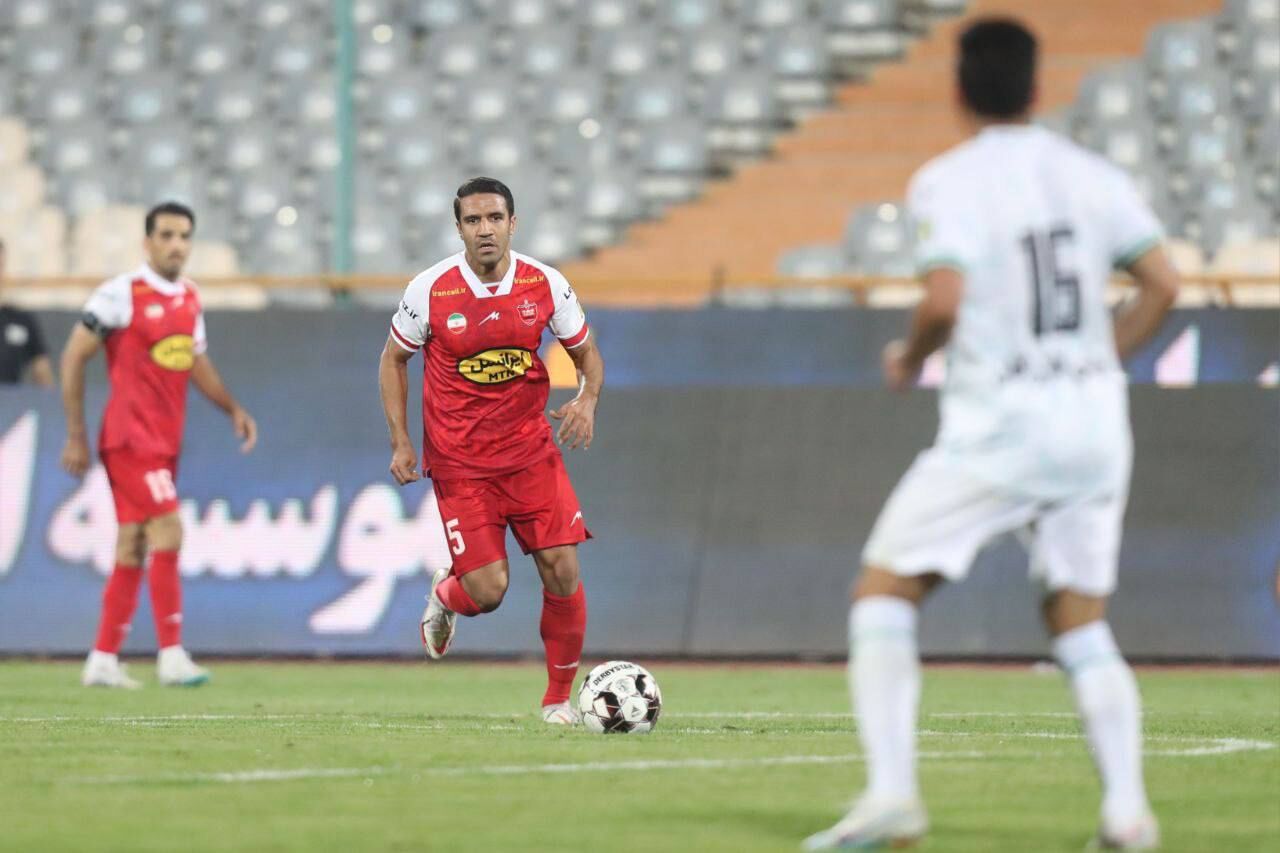 دلبری یک استقلالی از پرسپولیسی‌ها