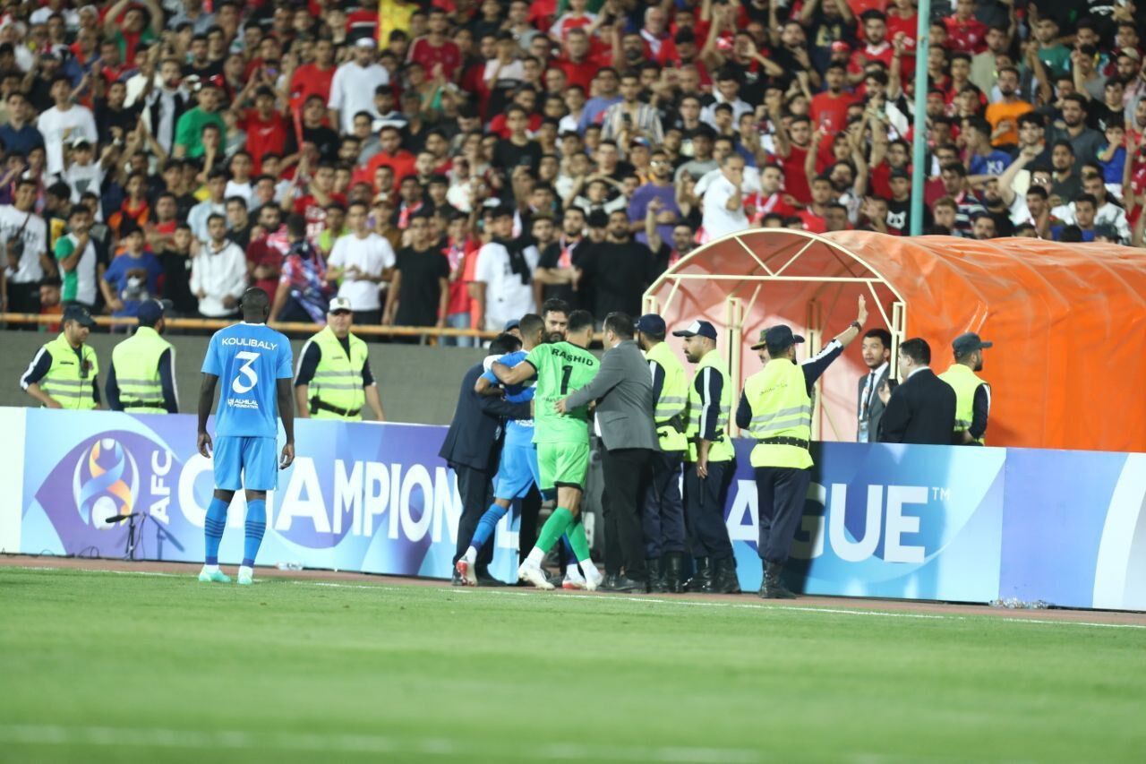 مظاهری الهلالی شد!