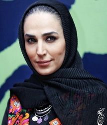  زینب احدی مربی پرورشگاه سریال بچه مهندس در ۴۰ سالگی با لباس لری