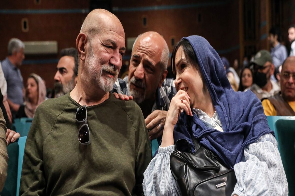 این فیلم از مراسم آتیلا پسیانی شَر درست کرد!/ از بی حجابی تا ماجرای سرطان/ ویدئو