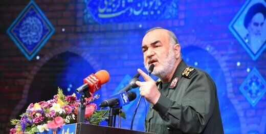 فرمانده کل سپاه : با همین جوانان فریب‌خورده ، سراغ‌تان می‌آییم و انتقام می‌گیریم / جوانان‌تان را هر چند اندک نصیحت کنید و اجازه اغتشاش ندهید