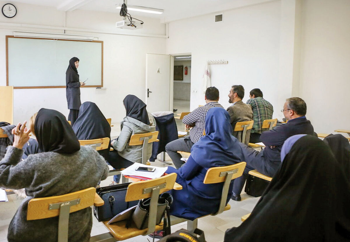 دانشجویان از سال تحصیلی جدید، رفاه کارت می‌گیرند