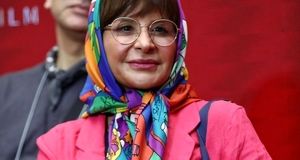 چهره واقعی سیما تیرانداز  در این سلفی مشخص شد/ ببینید