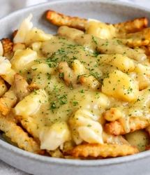 طرز تهیه پاپاس سیب‌زمینی با سس قارچ!