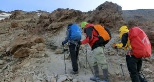  نجات ۸ کوهنورد گرفتار در جنگل ابر شاهرود