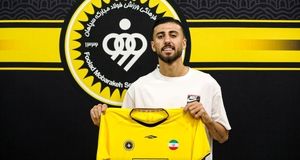 محمد عسکری:رباطم کامل پاره نشده است