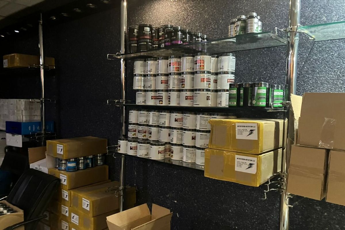 وزنه‌بردار معروف فروشنده مکمل‌های قلابی از آب در آمد؟!