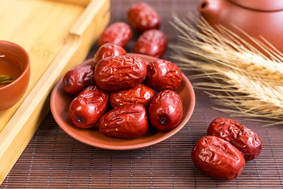 میوه ای که در صبحانه یک غذای کامل است
