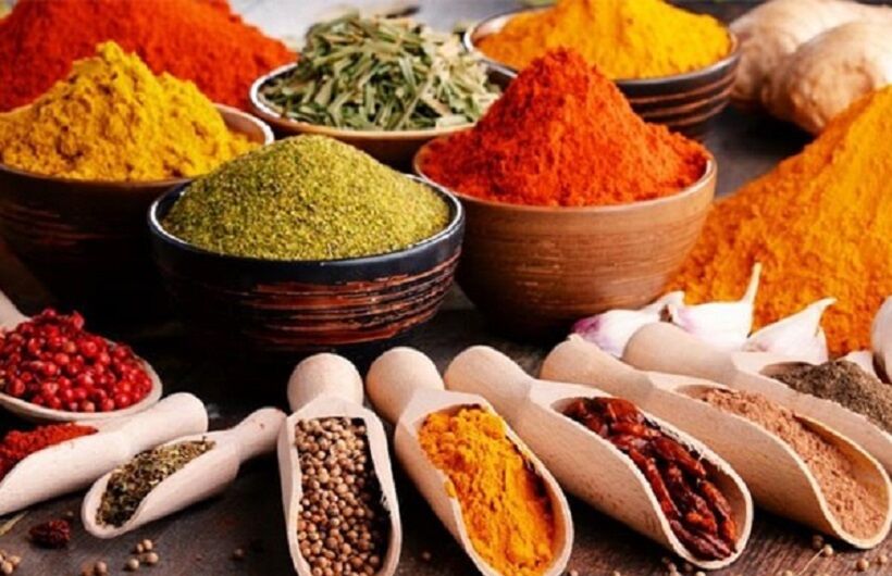 بهترین ادویه‌ها برای فصل سرما
