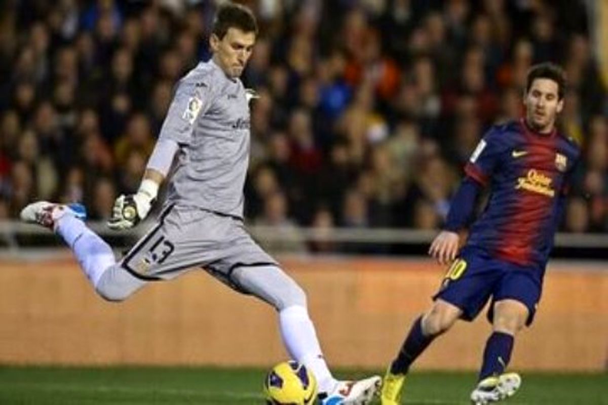 گلر استقلال را از چنگش درآوردند!