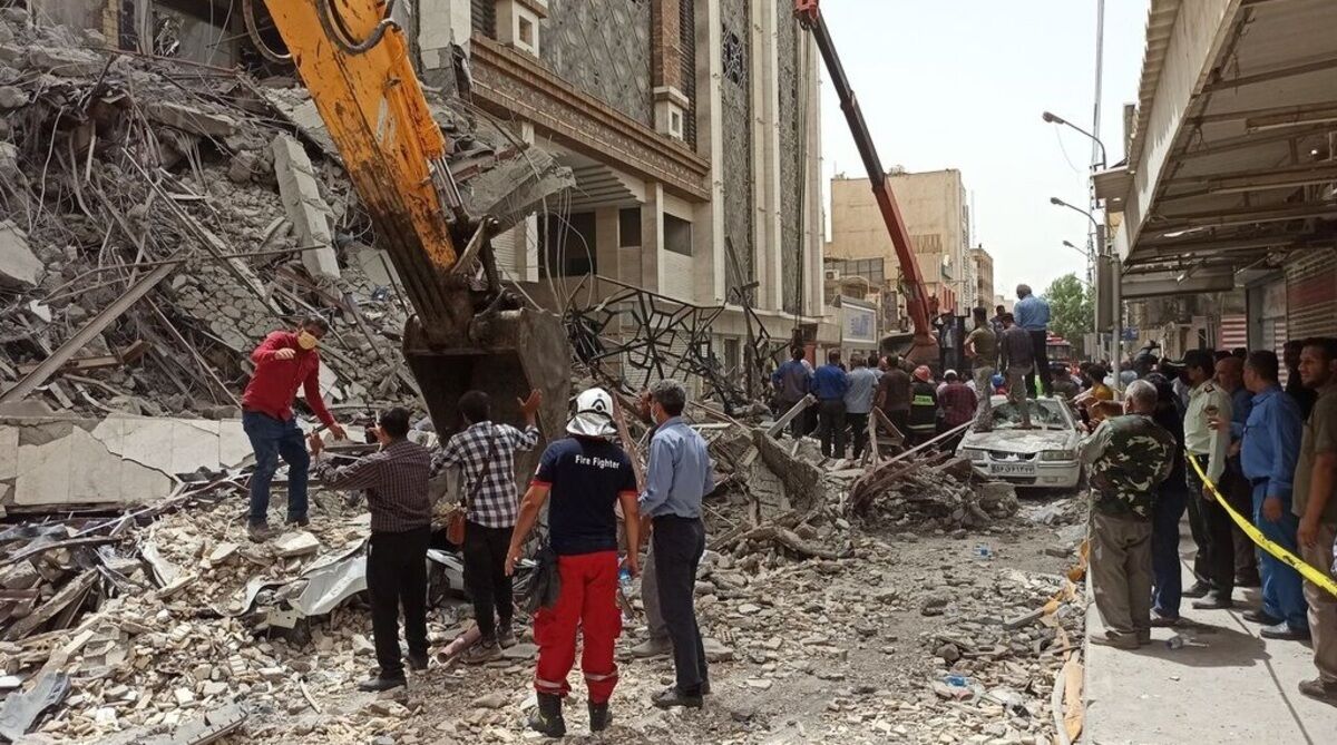 تعداد جانباختگان حادثه آبادان به ۱۸ نفر رسید 