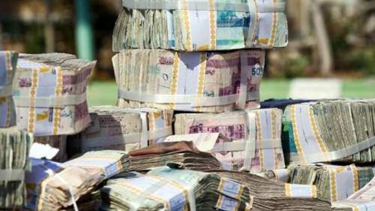 میهمانان دست و دلباز 1.5 میلیارد شاباش دادند / برای شمارش کمک گرفتند!+فیلم