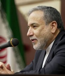 جزئیات دیدار عراقچی با وزیر خارجه عمان درباره نحوه پیشبرد مذاکرات مسقط
