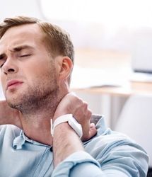 از کجا بفهمیم کم کاری یا پرکاری تیروئید داریم؟