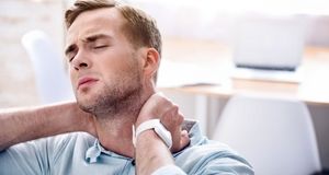 از کجا بفهمیم کم کاری یا پرکاری تیروئید داریم؟